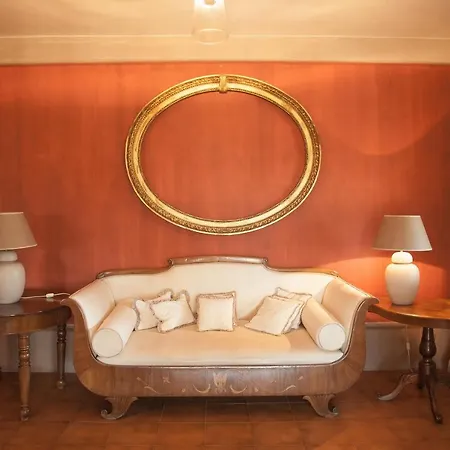Villa Di Lambda