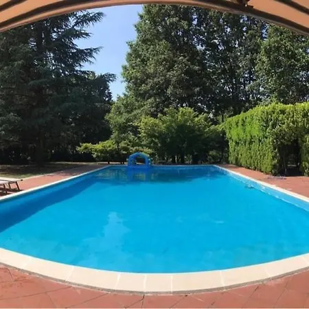 Di Lambda Villa Isolabella